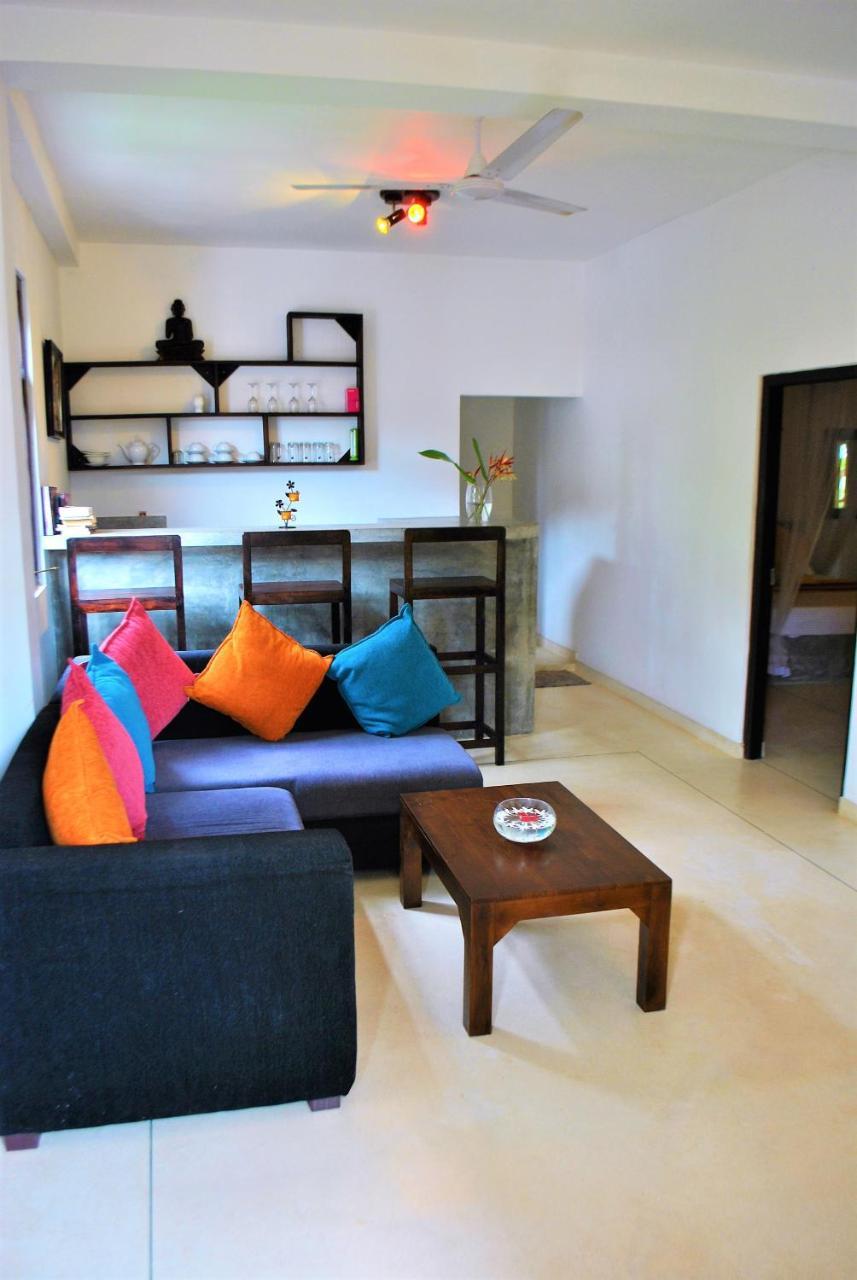 Sleepy Head Guesthouse อูนาวาตูนา ภายนอก รูปภาพ